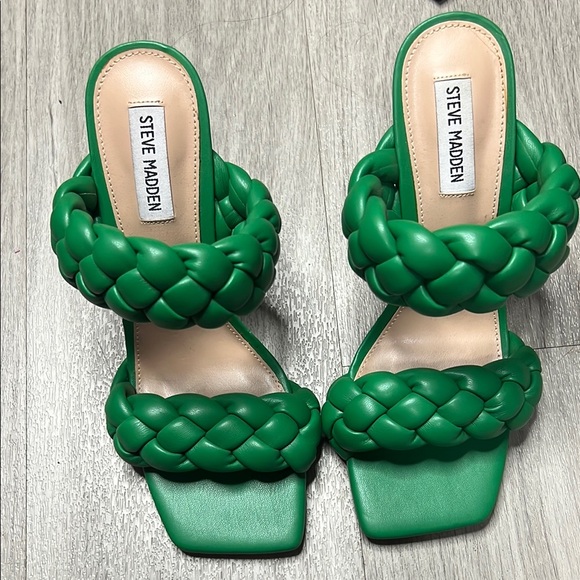 Steve Madden Green Braided Heels - Picture 3 of 3